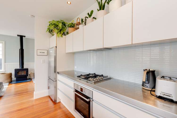 82 Nayland Street Sumner_12