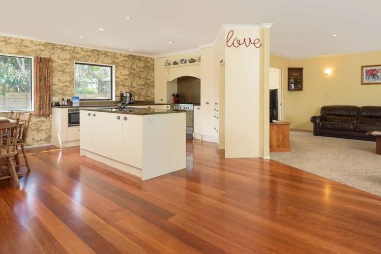 10 Atkins Way Ohauiti_9