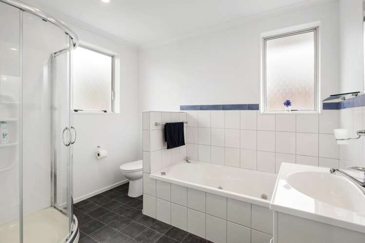 5 Caesars Place Churton Park_9