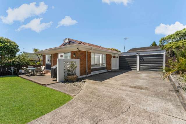 35 Nui Mana Place Te Atatu South_3