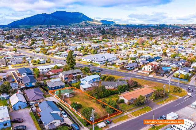 3 Pīhanga Street Town Centre_1