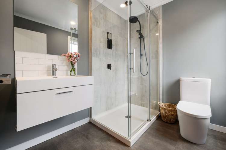 93 Scott Street Leamington_17