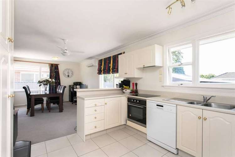 21 Oriana Crescent Hornby_6