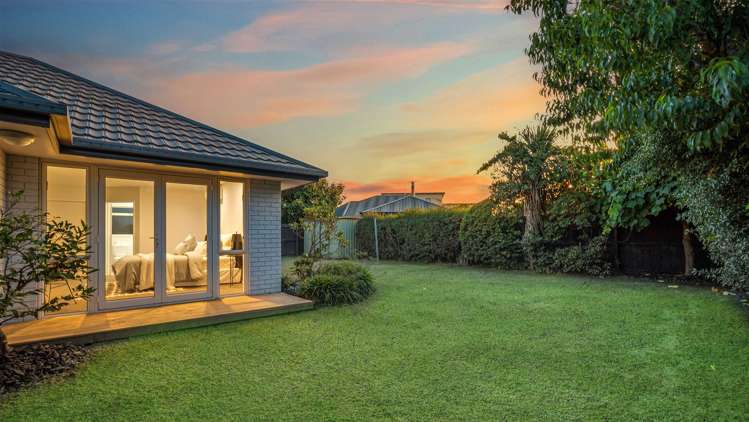 4 Monterey Place Parklands_13