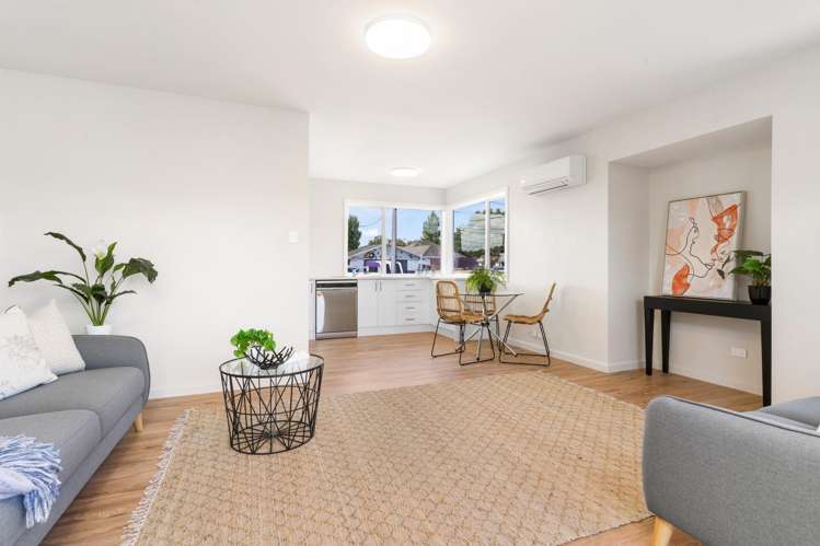 11 Ontario Place Wainoni_4