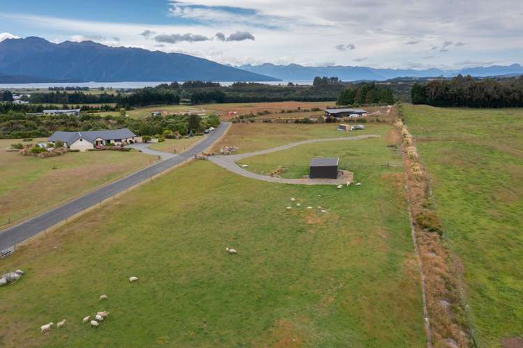 10 Black Lane Te Anau & Surrounds_10