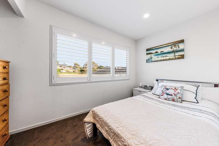 2/12 Browns Bay Road Rothesay Bay_12