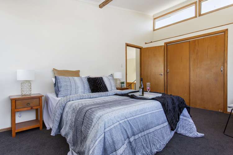 15 Edgewater Drive Pakuranga_11