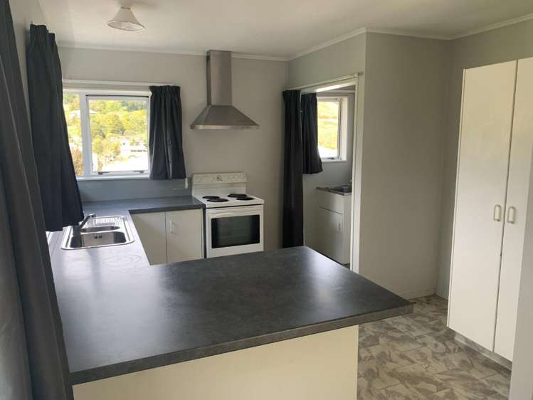 77c Toi Toi Street Toi Toi_3