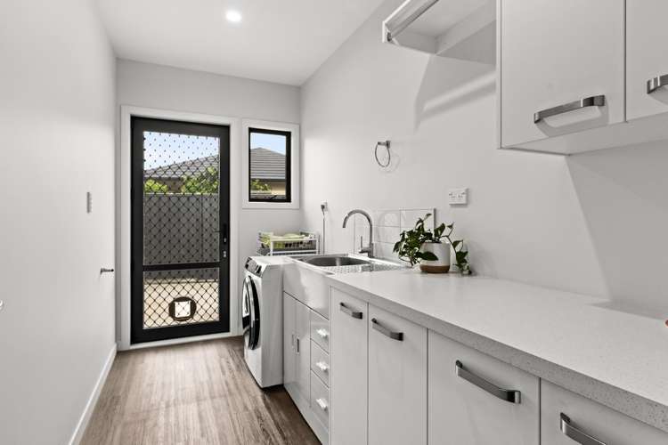 5 Wanaka Place Poraiti_10