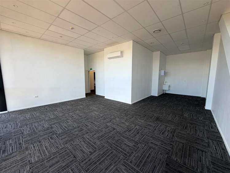 95 Riccarton Road Riccarton_4