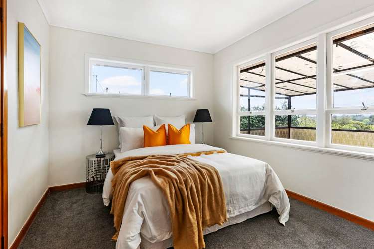 6 Kelwyn Road Kelston_11