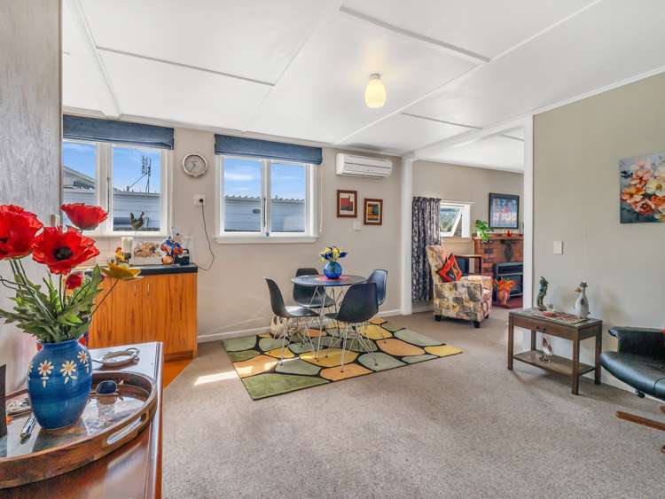 2 Glandwr Crescent Whanganui East_11