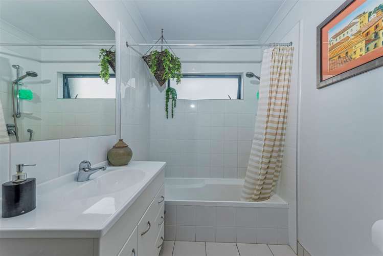 143d Wiseley Road West Harbour_9