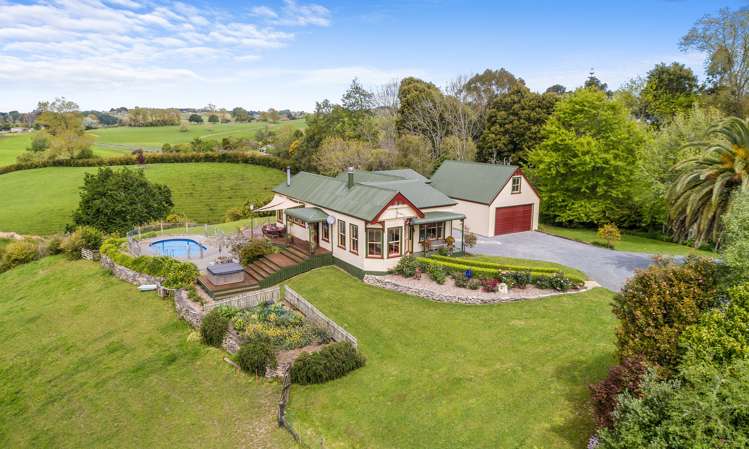 24 Robertson Road Whatawhata_20