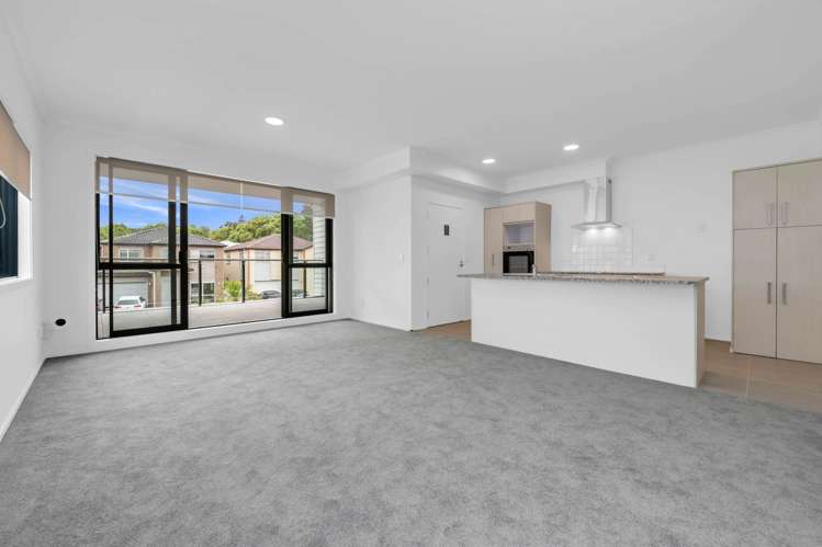 22/11 Carlos Drive Flat Bush_6