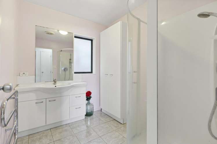 2/101 Wallace Road Mangere Bridge_11