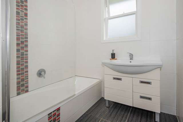 17 Corks Road Kamo_3