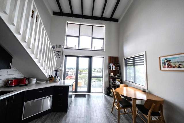 A New York Loft in Mt Eden - Shorter Terms Available!