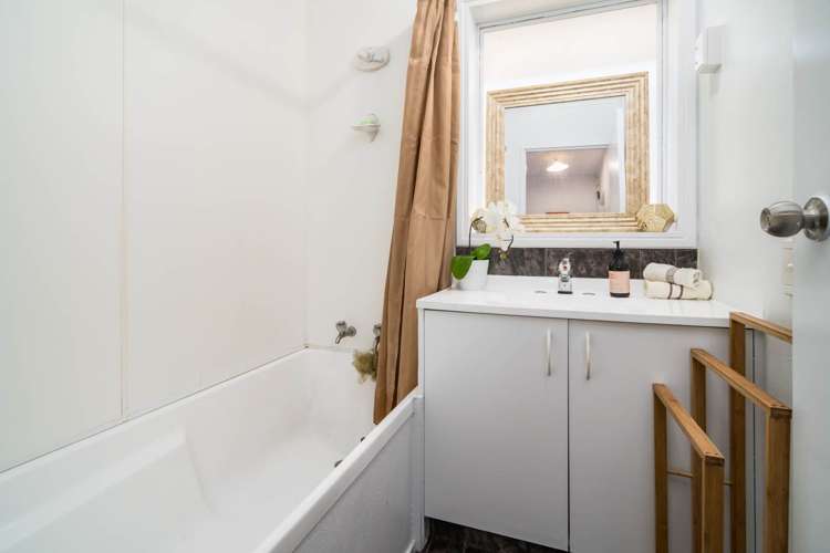 24a Wai Iti Place Clendon Park_16