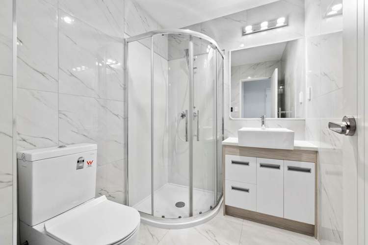 28 Pencaitland Drive Flat Bush_17