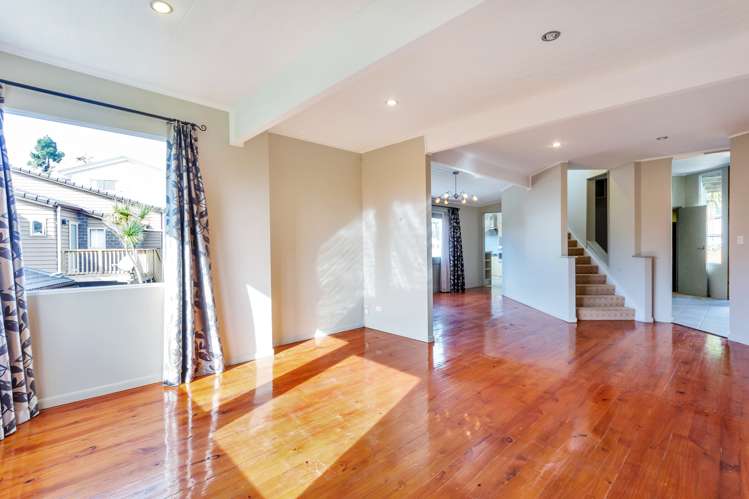 57b West Coast Road Glen Eden_9