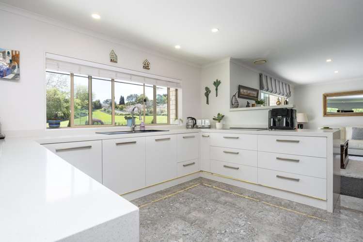 35 Terry Smyth Drive Kumeu_21