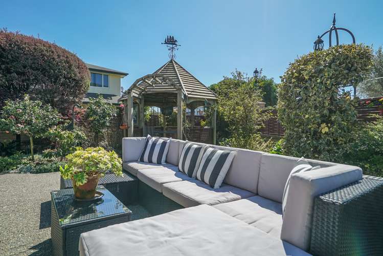 4 Cambria Gardens The Wood_9