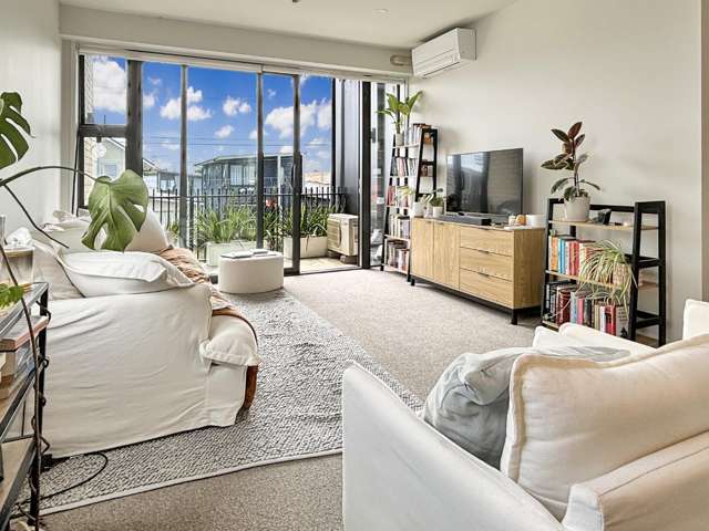 2 bedroom Apartment, Fraser Ave, Northcote