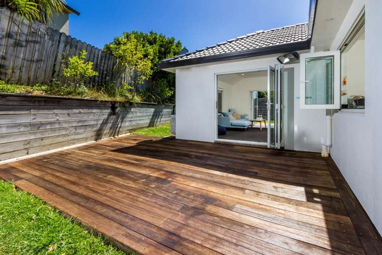 35 Caversham Drive Torbay_16