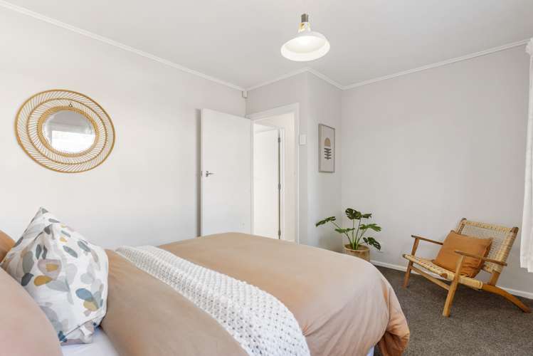 76 Godley Road Green Bay_16