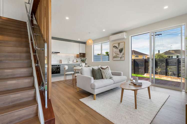 38 Antrim Crescent Otara_12