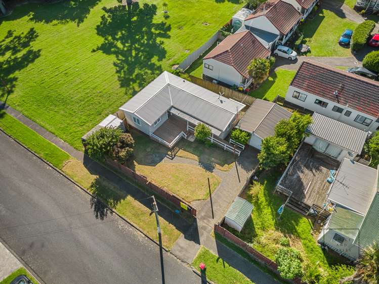 2/16 Waiari Road Conifer Grove_14
