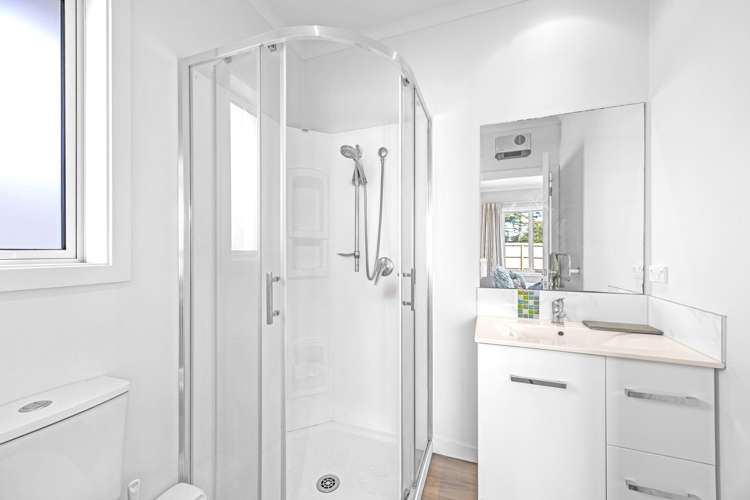 15 Cuffs Road Wainoni_7