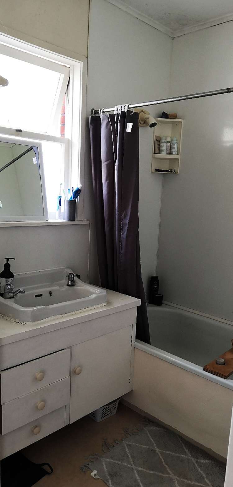 2/6 East Coast Road Milford_9