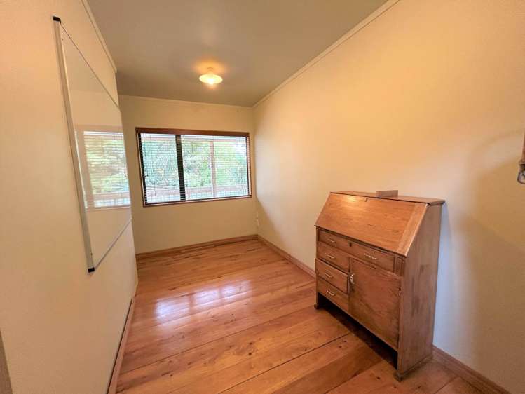 20 Meadow Crescent Te Atatu South_16