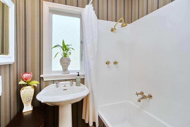 1/2 Barrington Street Somerfield_20