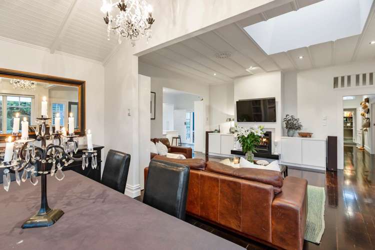 71 Beach Road Mellons Bay_52