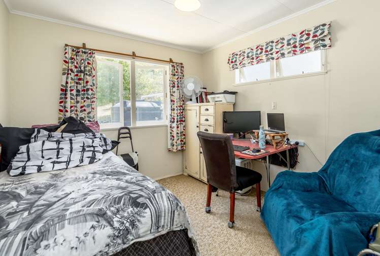 24 Whangaimoana Beach Road Pirinoa_10