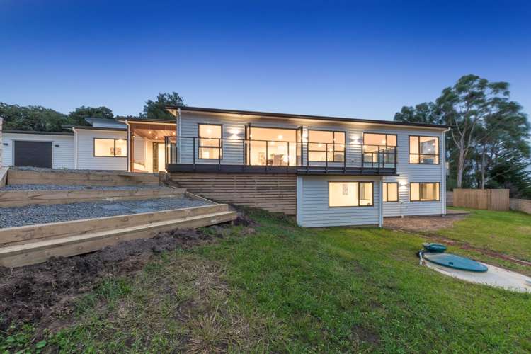 422 Redoubt Road Totara Park_4