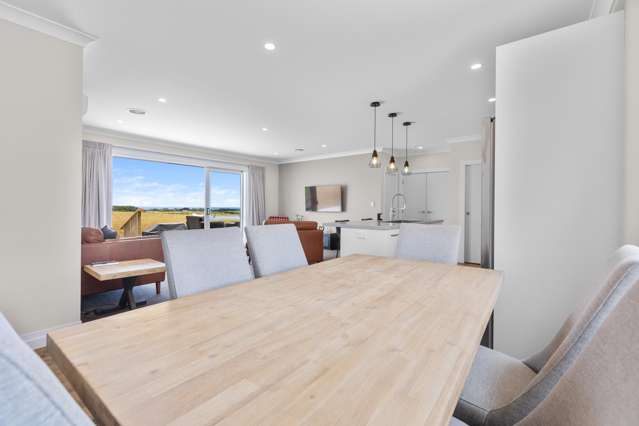 11 Leith Road Okato_4