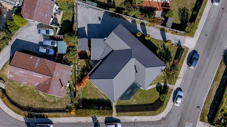 8 Ragan Lane Wanaka_18