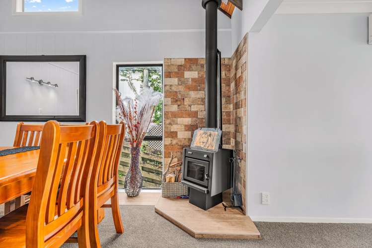 11 Moffat Road Red Beach_13