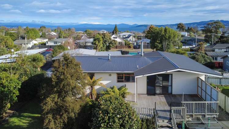 36 Whakaipo Avenue_0