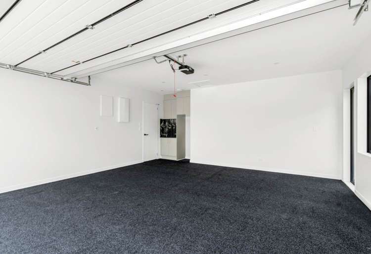 30 furlough road Opaheke_15