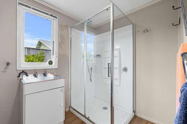 14 Sanders Ave Westown_13