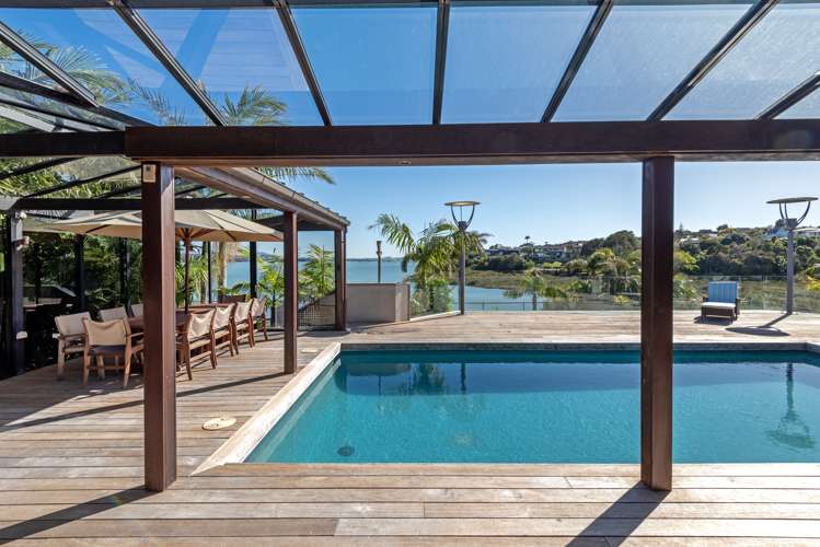 110 Bramley Drive Farm Cove_14