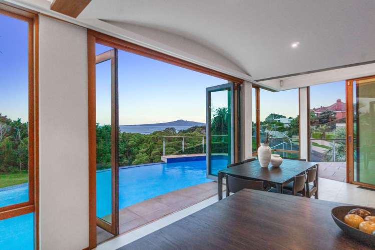 66 Paritai Drive Orakei_11