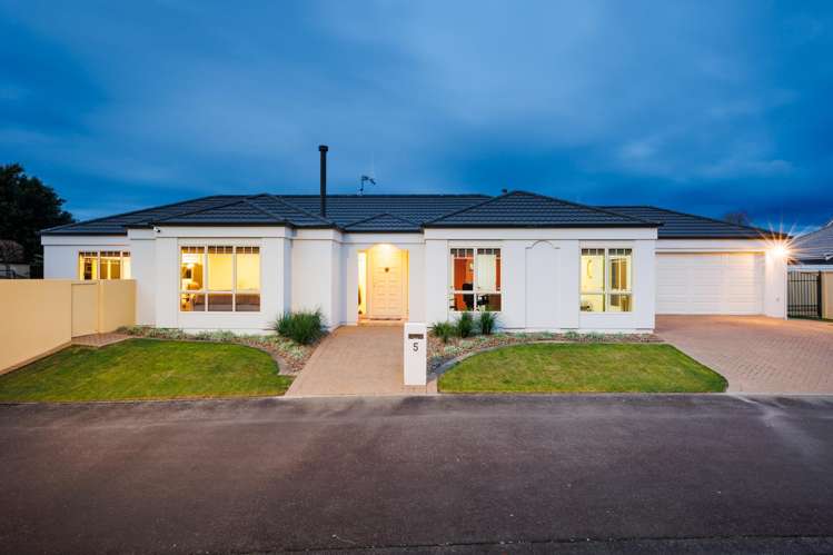 5 Fountain Court Palmerston North_19