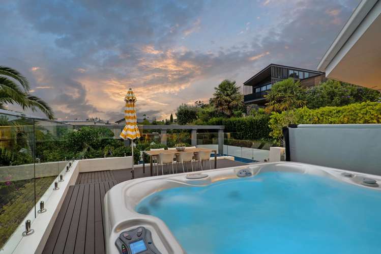 23 and 23A Balmoral Lane Redcliffs_34